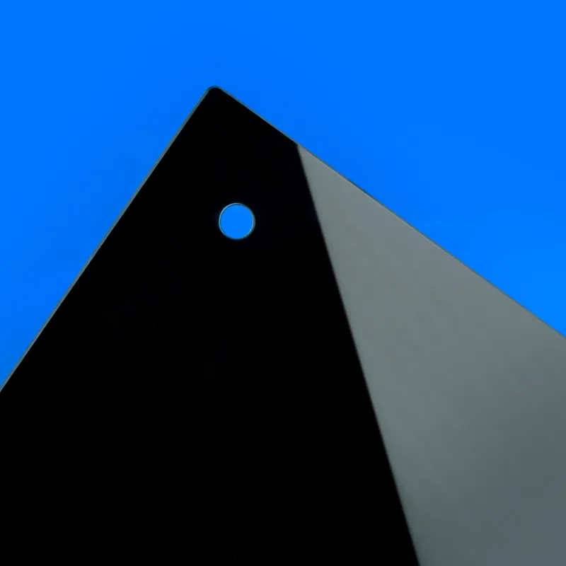 Зовнішнє скло дверцят мікрохвильової печі Gorenje 193205 — фото 4