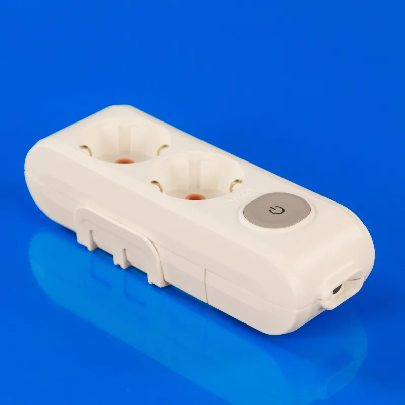 Колодка на 2 розетки із заземленням і вимикачем Viko Dual-Switch — фото 3