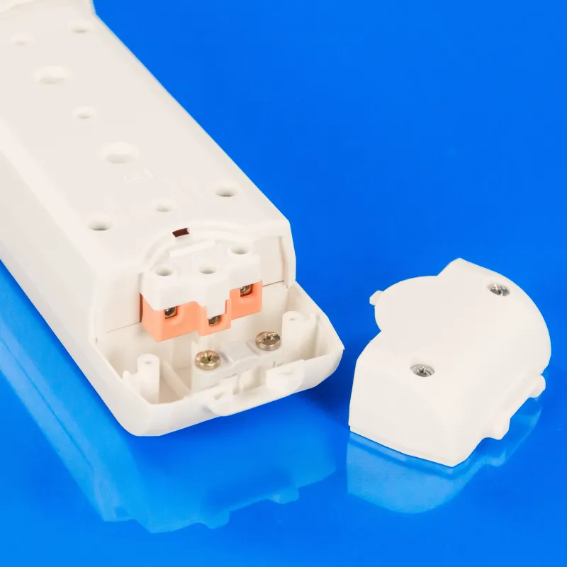 Електрична колодка на 5 розеток із заземленням Viko Power-Block — фото 4
