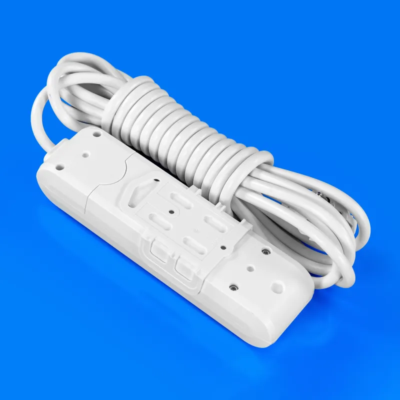 Подовжувач 3 розетки 5м із заземленням і вимикачем Viko Power-Extend — фото 3