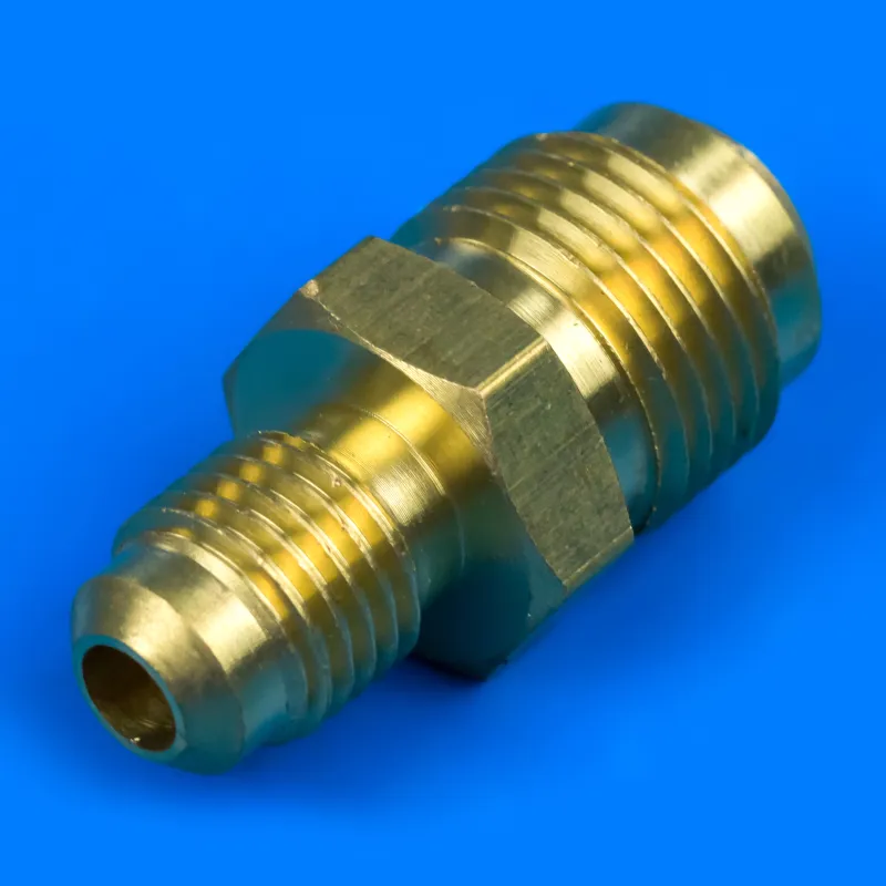 Латунна перехідна муфта 1/4" - 3/8" для кондиціонерів — фото 2