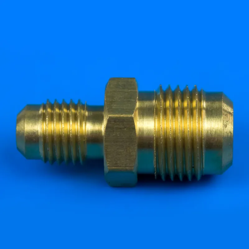 Латунна перехідна муфта 1/4" - 3/8" для кондиціонерів — фото 3