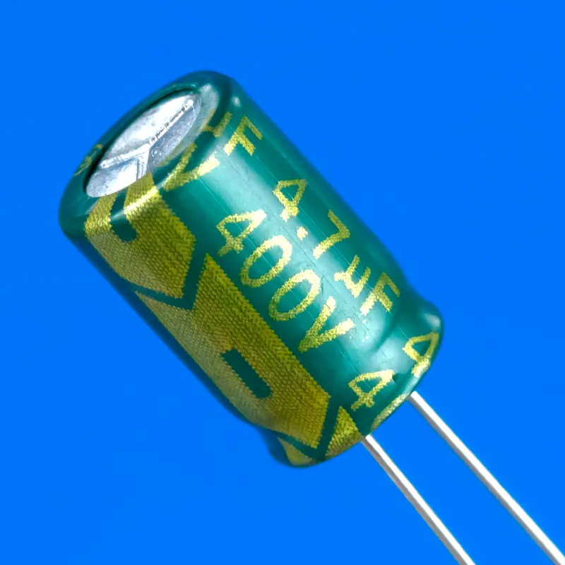 Полярний конденсатор 4,7мкФ 400В 105°C радіодеталь — фото 4
