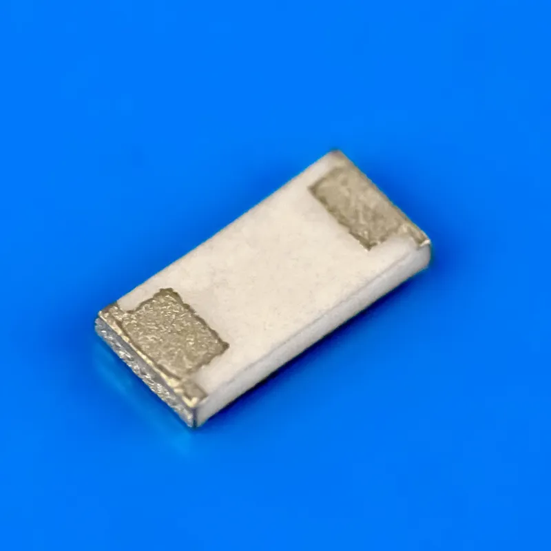 Радіодеталь SMD резистор 1206 330 Ом ±5% — фото 2