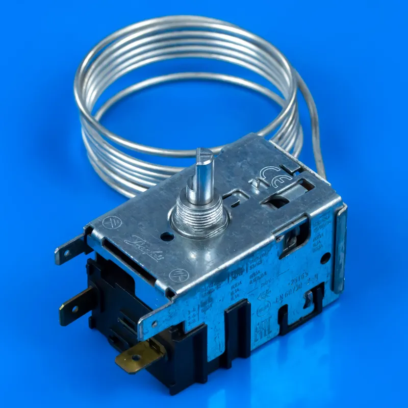 Терморегулятор DANFOSS 077B6937 Indesit C00259241 для холодильника — фото 2