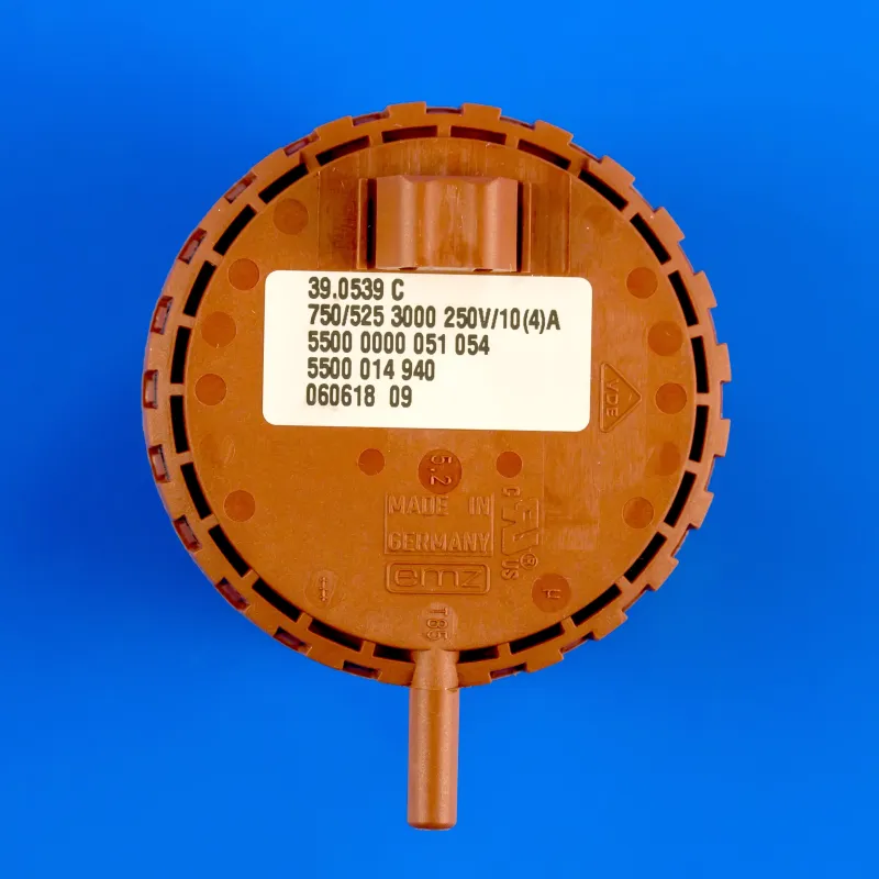 Датчик рівня води (пресостат) для пральної машини Bosch 427040 — фото 4