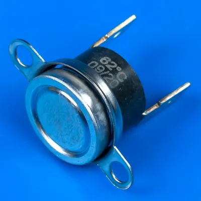 Термозапобіжник для плити Ariston C00082750