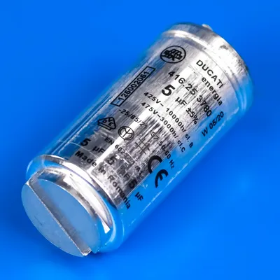 Пусковий конденсатор для сушильної машини Electrolux 1250020516 Оригінал