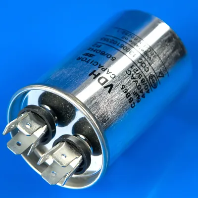 Конденсатор для кондиціонера 6 Mf 440V у металевому корпусі CBB65
