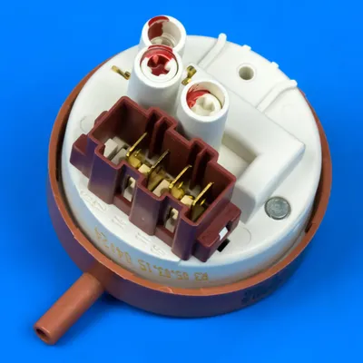 Пресостат Ariston C00092312