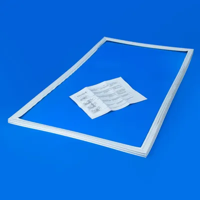 Гумовий ущільнювач дверцят для холодильника Electrolux 2348754207