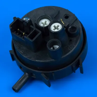 Датчик рівня води (пресостат) для пральної машини Indesit C00263271
