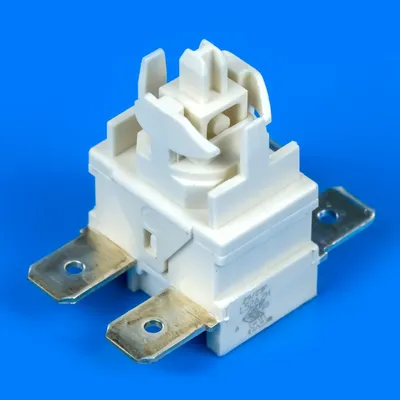 Кнопка увімкнення для посудомийної машини Indesit Ariston C00142650