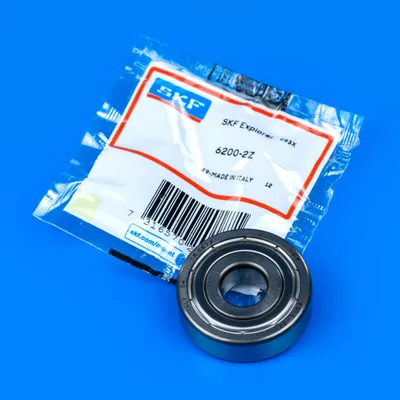 Підшипник у фірмовій упаковці SKF 200 zz
