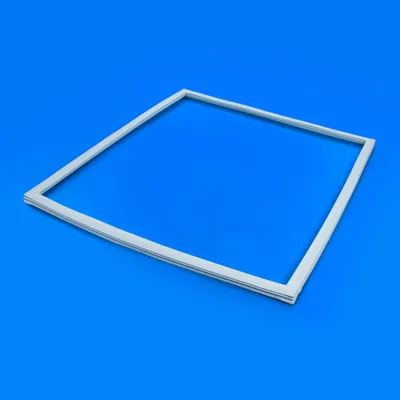 Гумовий ущільнювач дверей морозильника Indesit C00115566