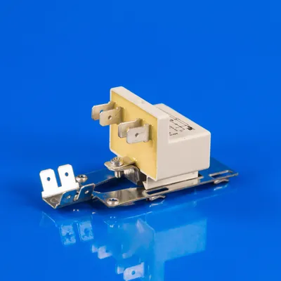 Мережевий фільтр для пральної машини Indesit C00143383