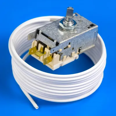 Терморегулятор 2,5м холодильника Electrolux Zanussi AEG 2054704537 Original