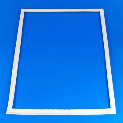 Ущільнювач дверцят холодильника Indesit C00114659