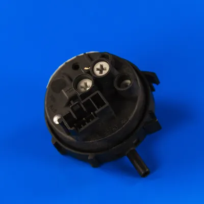 Пресостат (датчик рівня води) для пральної машини Indesit C00254525