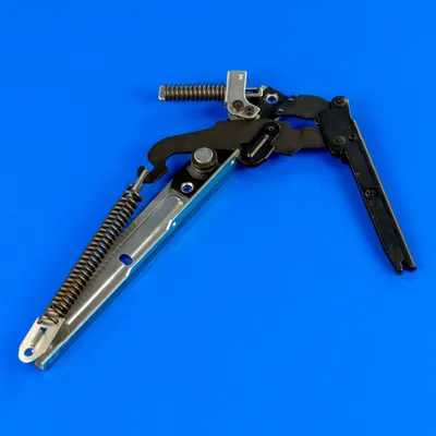 Петля дверцят ліва для духовки Ariston C00194972