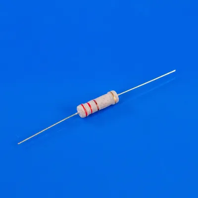 Радіодеталь: Резистор 2Вт 220Ω +/-5%