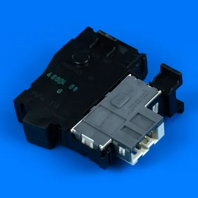 Замок (УБЛ) для пральної машини Indesit C00111494