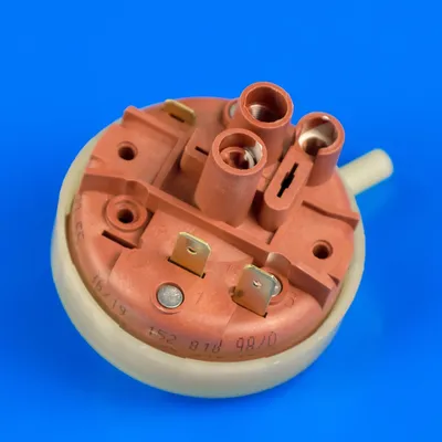 Датчик рівня води (пресостат) для ПММ Electrolux 1528189804